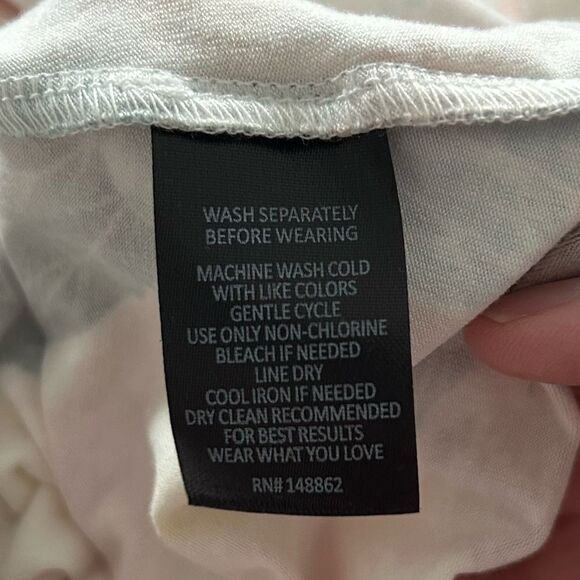 Torrid super‎ Soft Knit Floral cold shoulder size 00 NWT - Picture 14 of 14